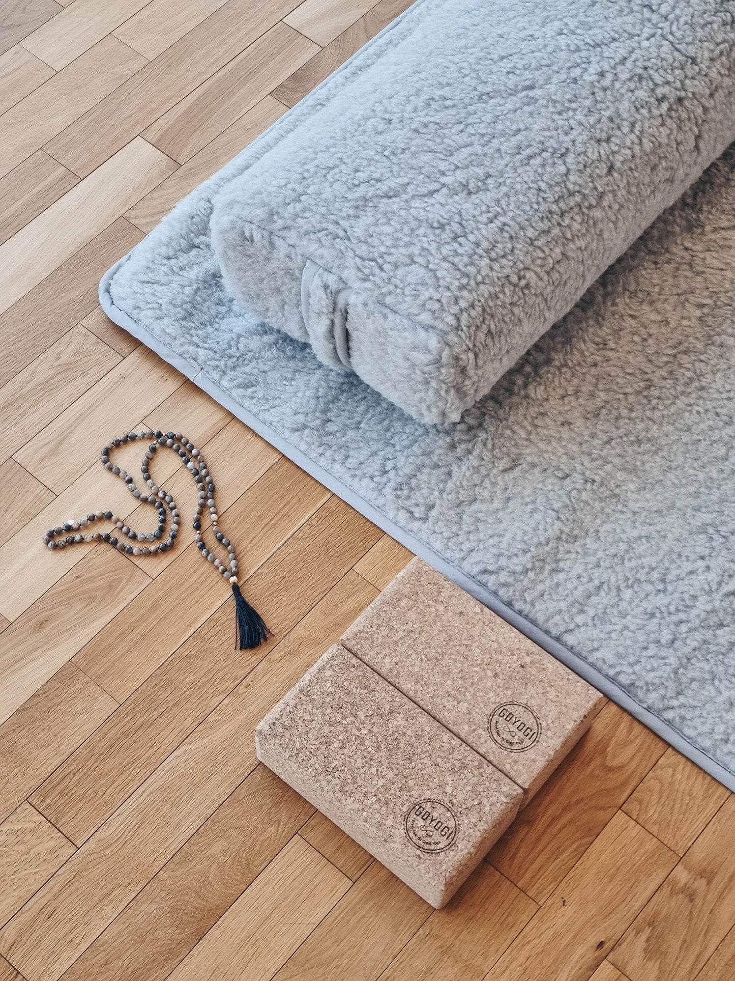 Release Wool Restorative Bolster - Light Grey
