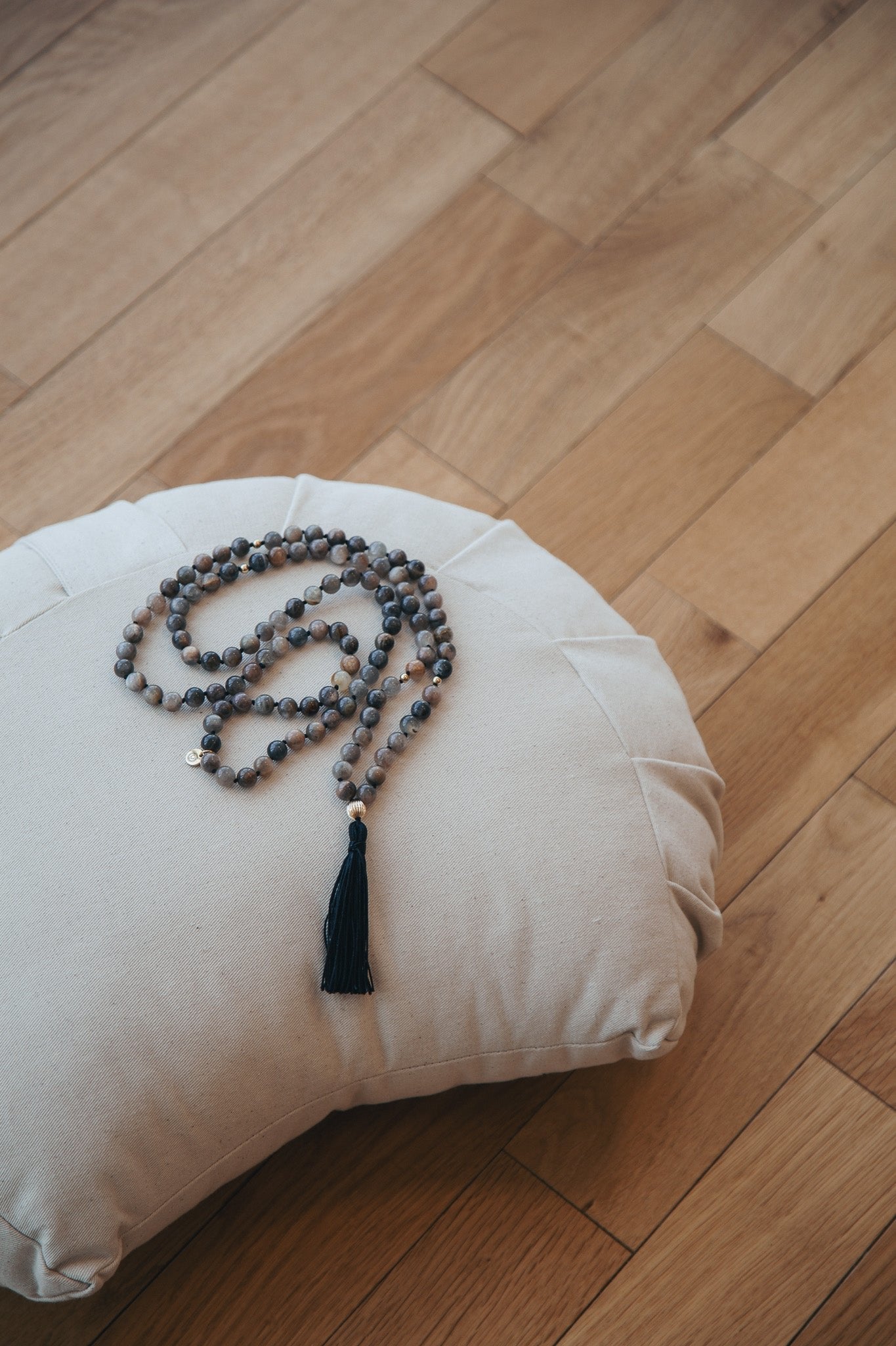 Mantra Mala - 'Jeg er manifestoren' - Kanika -