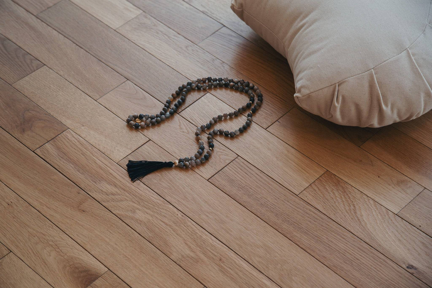 Mantra Mala - 'Jeg er manifestoren' - Kanika -