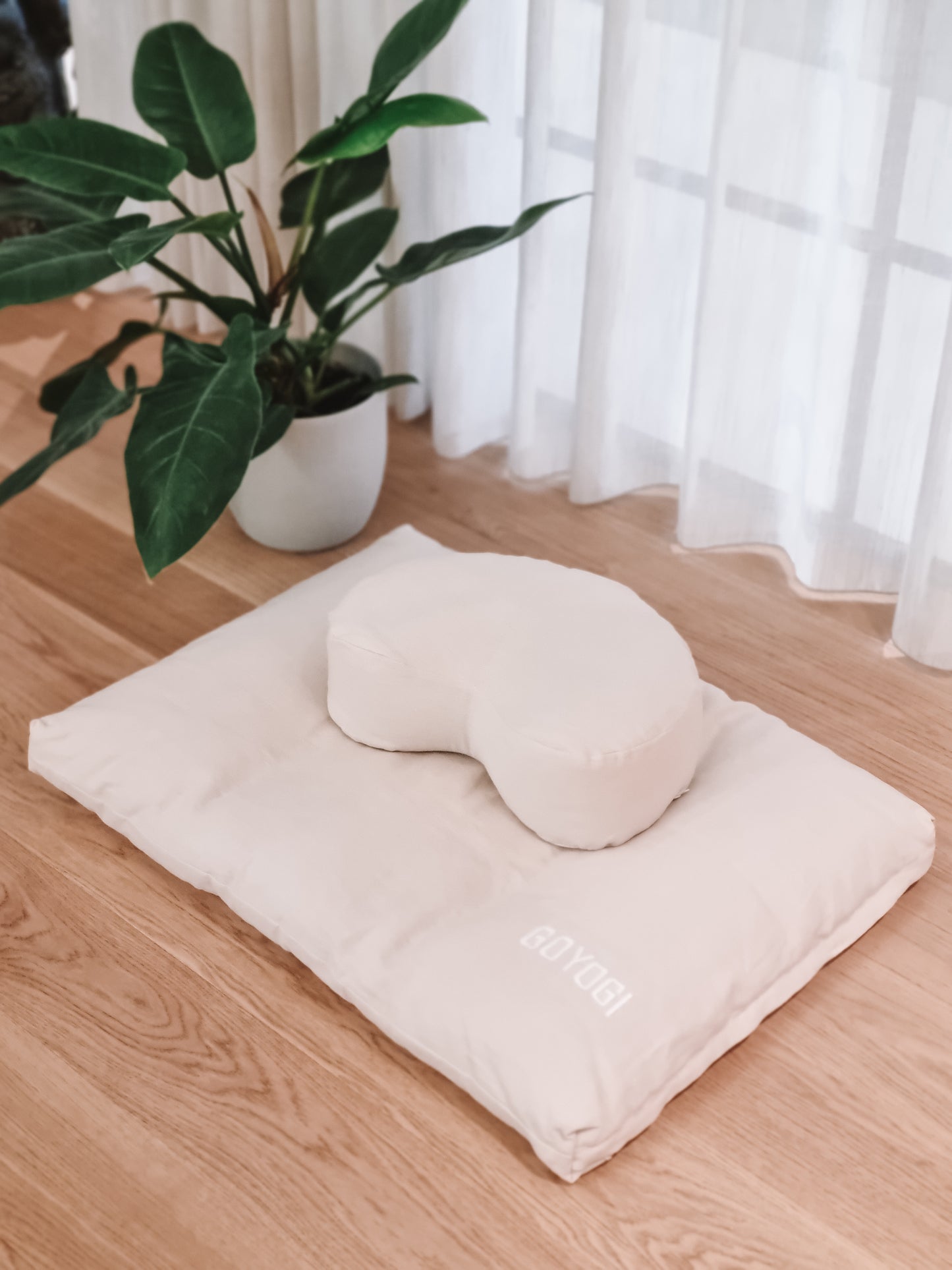 Mindful Linen Crescent Meditation Cushion - Natural - til yoga og meditation