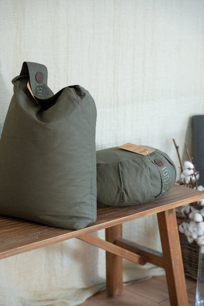Calm Crescent Halvmåne Meditationspude - Dark Olive