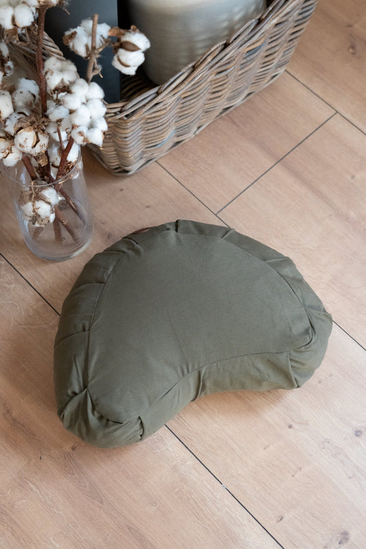 Calm Crescent Halvmåne Meditationspude - Dark Olive