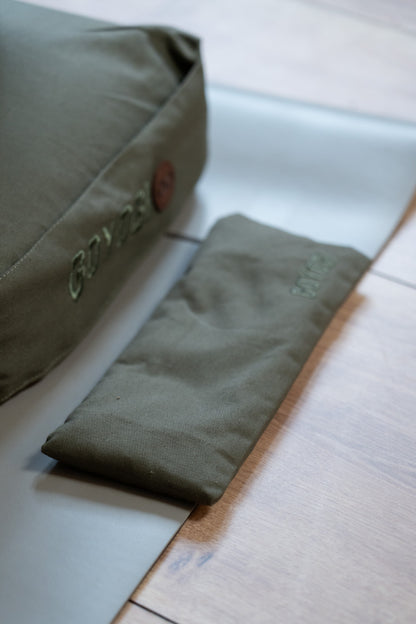 Calm Øjenpude i økologisk bomuld - Dark Olive