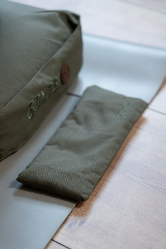 Calm Øjenpude i økologisk bomuld - Dark Olive