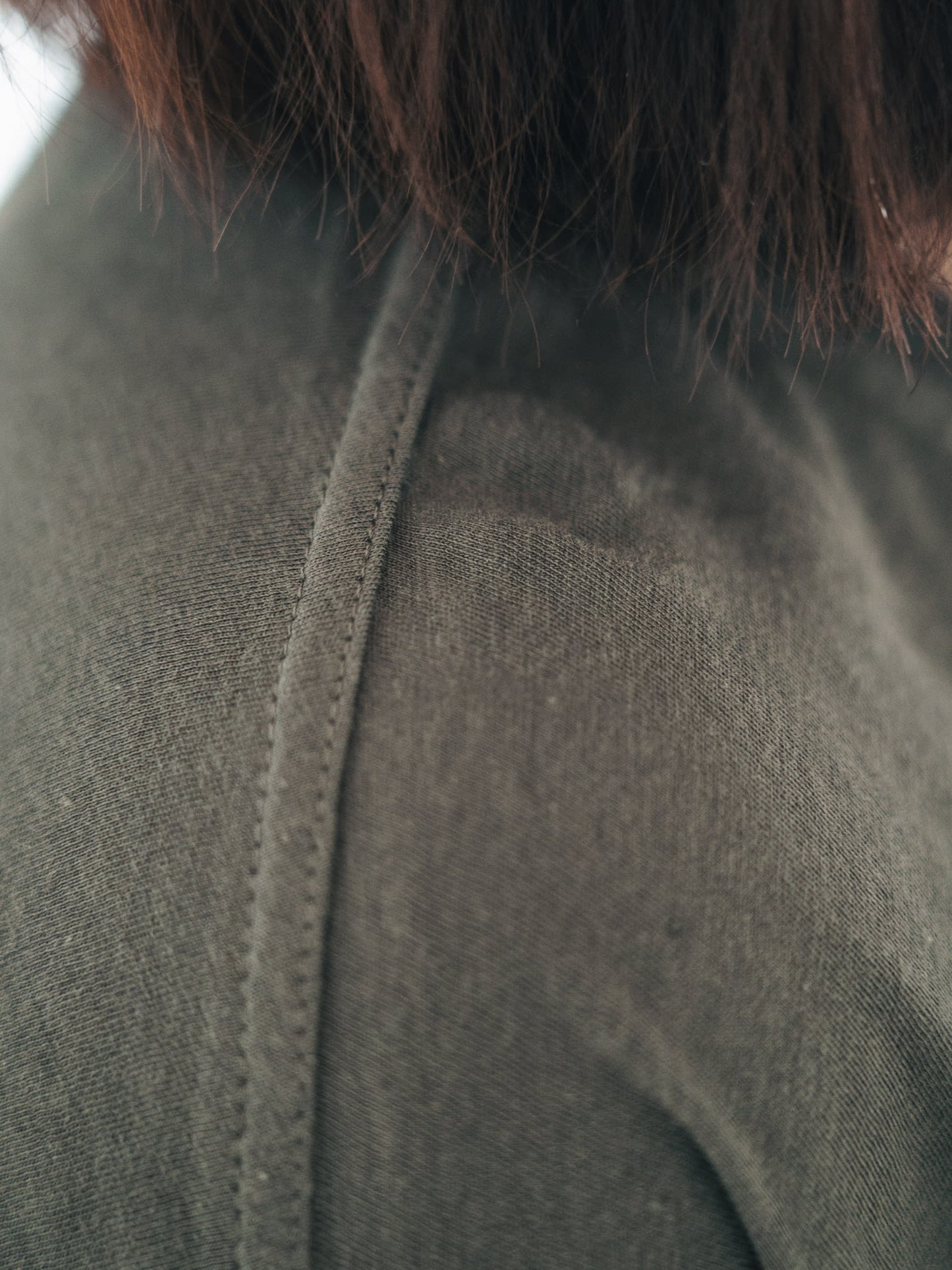Lion Drapy Tee - Dark Olive