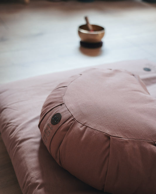 Begin meditation Crescent Bundle - Rose